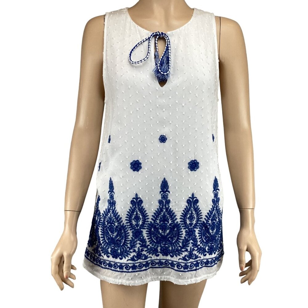 Karen Kane Sleeveless Top Size Medium White &‎ Blue Embroidered With Tie Neck